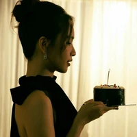 phan lê Ái Phương