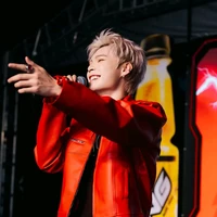 Nguyễn hoàng bách