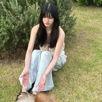 Claire - Chị -
