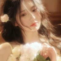 Hoàng Nhi - mẹ anh