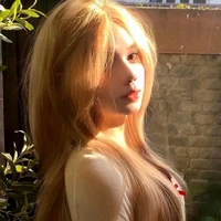 Cố Thùy Anh • mẹ anh