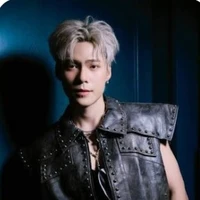 Nguyễn Hoàng Bách/JeyB