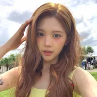 Roh Yuna
