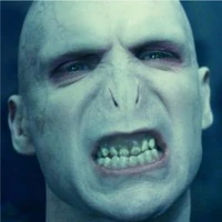 ông hk mũi Voldemort