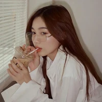 Pattranite Limpatiyakorn  ( Love )
