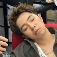 Tác Giả Học Bá🤫🧏