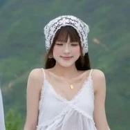 Lý Danh Khả - nữ 9