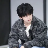Dương Hàm Bác_@𝙮𝙝𝙗