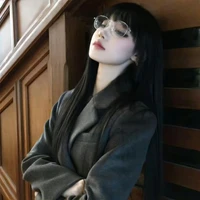 Giang Uyển Hân_quản lý