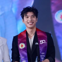 Trần Minh Hiếu(hieuthuhai)