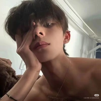 谢非余 – Tạ Phi Dư