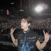 bùi Anh tú(pa của anh và hùng)