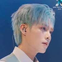 Nguyễn Hoàng Bách/ JeyB