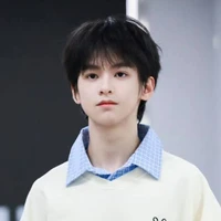 Dương Hàm Bác - Y