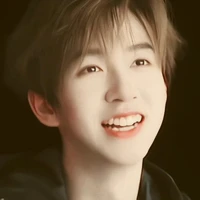 Hạ Tuấn Lâm_cậu