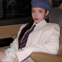 Nguyễn Hoàng Lan|LyLy_Ly