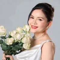 Ns Trinh Trinh ( cô )