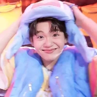 Kacey (tg mê CP Idol)