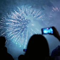 Tác Giả_Bận Chơi Game