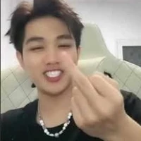 Tác giả này nhạt lắm