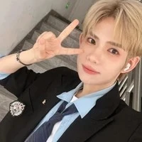 dilan - phan đức nhật Hoàng