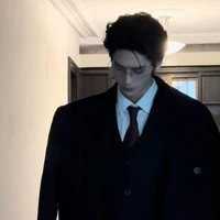 Kijarem Koltay (anh cả)