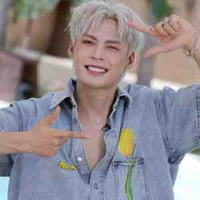 Nguyễn Hoàng Bách