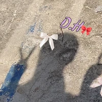 Tên D ( D. H) / Sờ ki bi đi