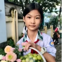 Ý(lớp phó hiệu trưởng)