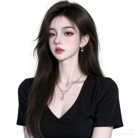 Nguyễn Mộc Hạ Vy - Cô