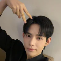 Phan Đức Nhật Hoàng-Dillan Hoàng Phan