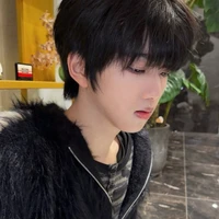 Trương Hàm Thụy | cậu