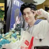 Nguyễn Quang Huy (19 tuổi)