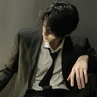 Lee Kyeongju - hắn