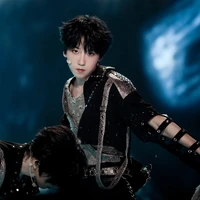 Dương Bác Văn_hắn