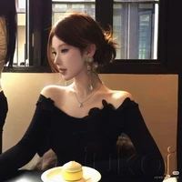 Chu Hoài Thu ( Mẹ kế )