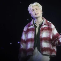 Nguyễn Hoàng Bách(jeyb)