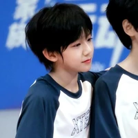 Thẩm Tử Hàng ( em )