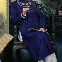 bà hội đồng (mẹ công)