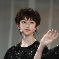 Nhậm Huyền Triết