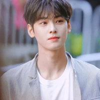 Cha Eun Woo