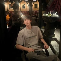 Lục tiểu Thuyết