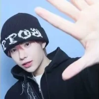 Phan Đức Nhật Hoàng →Dillan Hoàng Phan