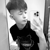 Hoắc Bảo Long