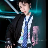 Lê Quang Hùng / phone