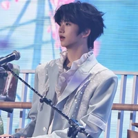 Trương Hàm Thụy