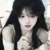 hằng cự giải(chị thiên yết)