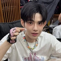 Phan Nhật Đức Hoàng-Dillan Hoàng Phan