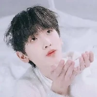 Tả Kỳ Hàm _ gã