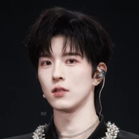 Khâu Đĩnh Kiệt (QQ)